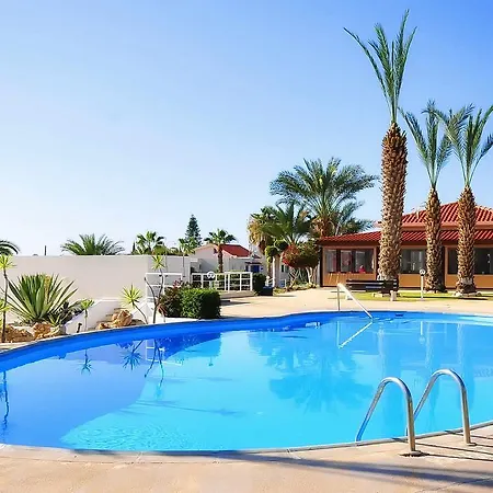 Savia Coral Bay Apartament Peja