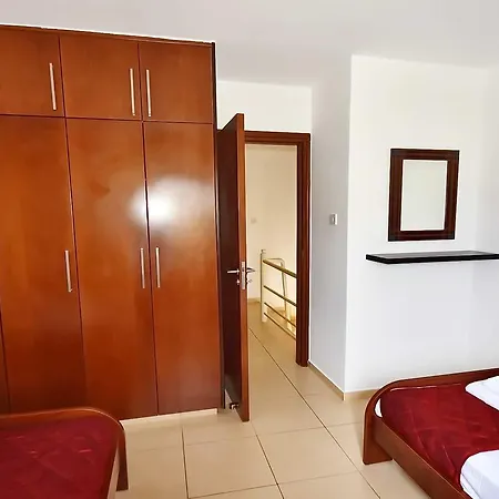 Savia Coral Bay Apartament Peja