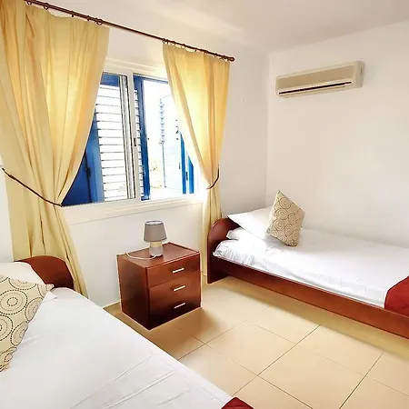 Savia Coral Bay Apartament *