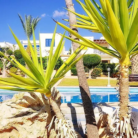 Savia Coral Bay Apartament