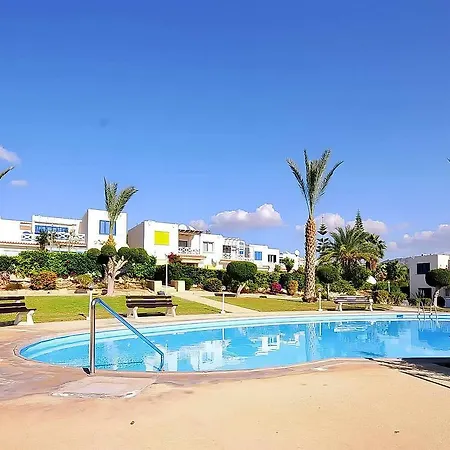 Savia Coral Bay Apartament *